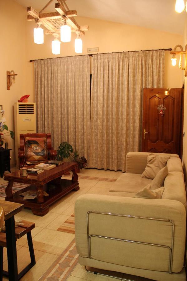 Cozy Big Apartment With Balcony Τίρανα Εξωτερικό φωτογραφία