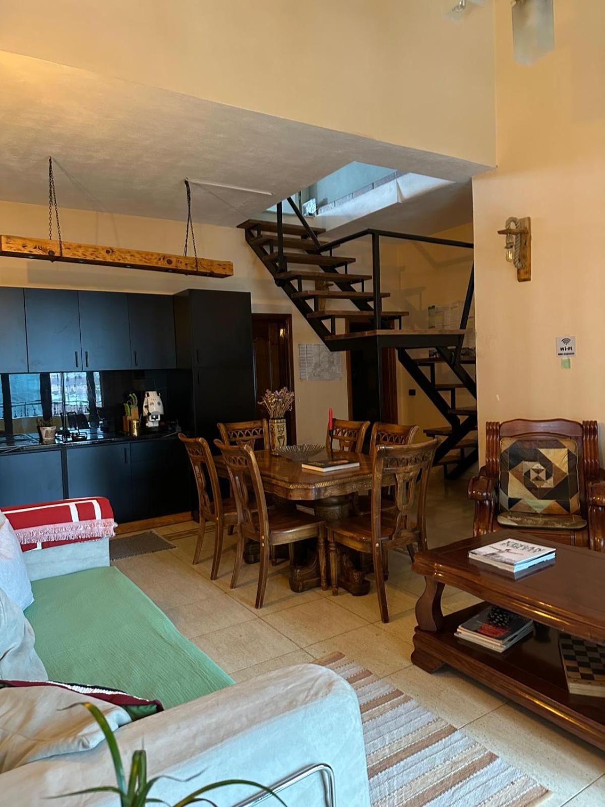 Cozy Big Apartment With Balcony Τίρανα Εξωτερικό φωτογραφία