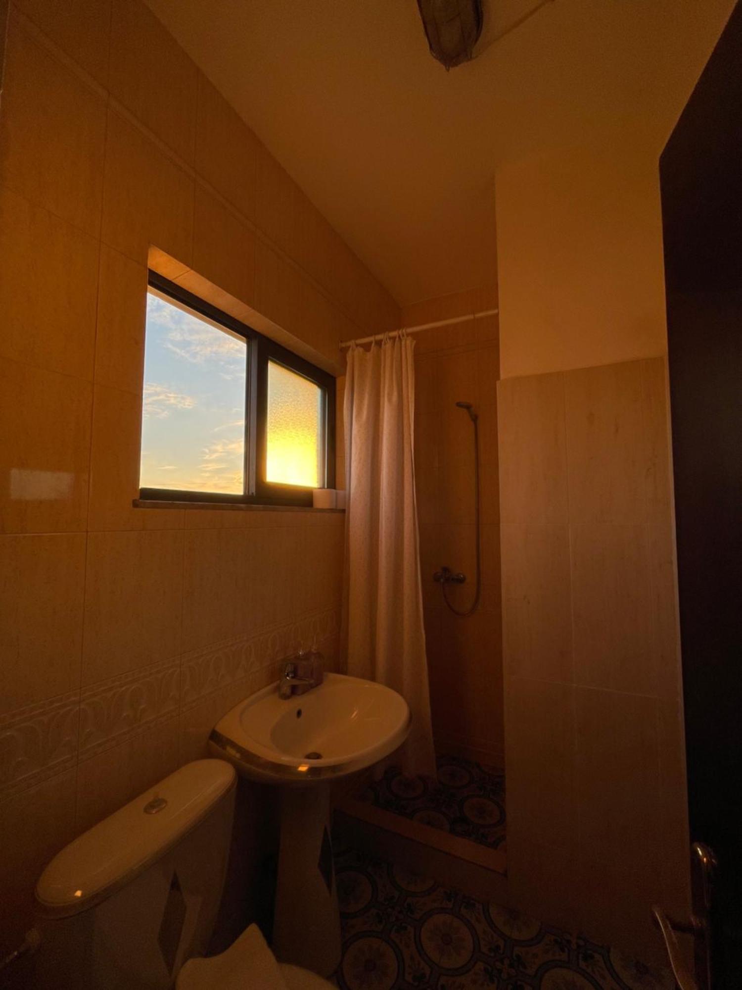 Cozy Big Apartment With Balcony Τίρανα Εξωτερικό φωτογραφία