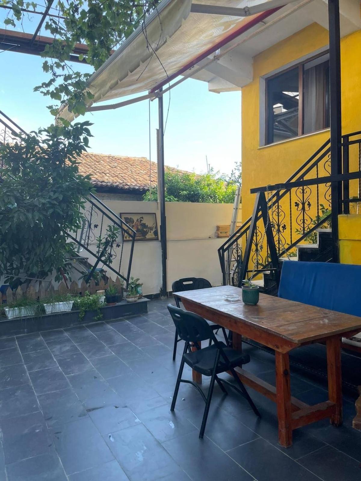 Cozy Big Apartment With Balcony Τίρανα Εξωτερικό φωτογραφία